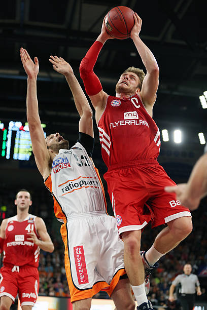 无论是后场 无论是后场