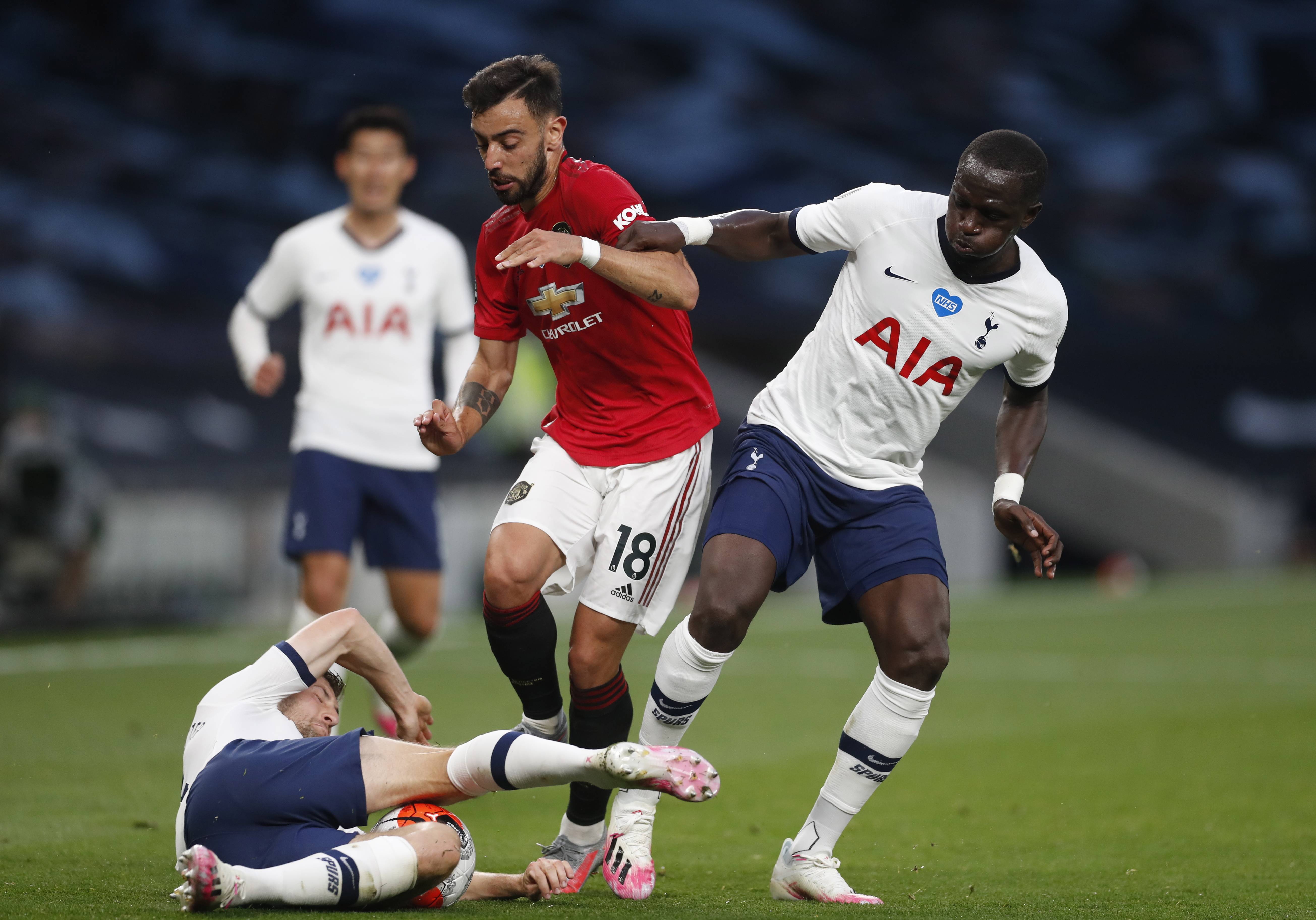 特别是在外 特别是在外