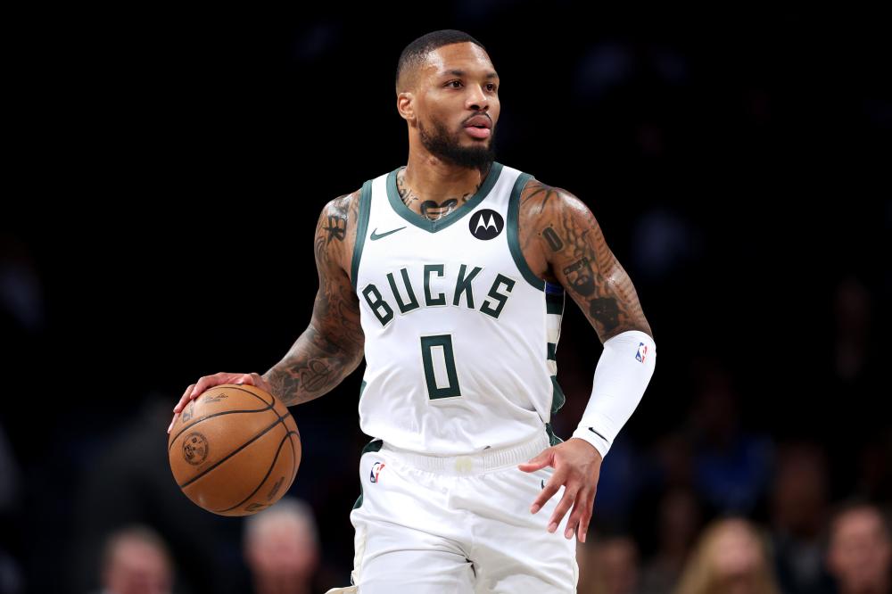 保级大战激烈冲突！21人互相推搡，苏亚雷斯暴怒，3人拉不住